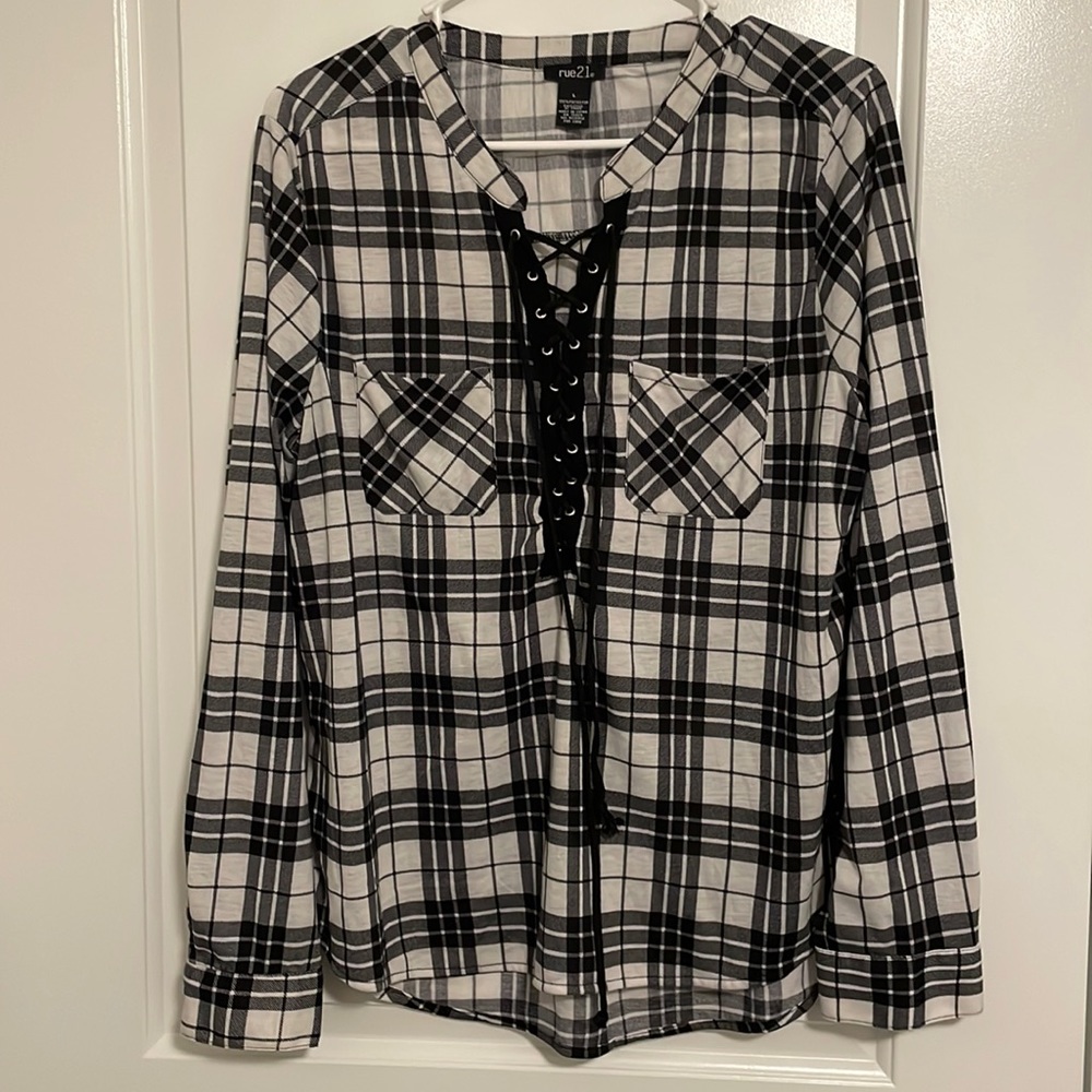 Rue 21 top